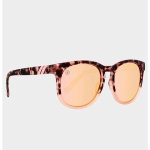 Blenders Heart Rush Reflective sunglasses.